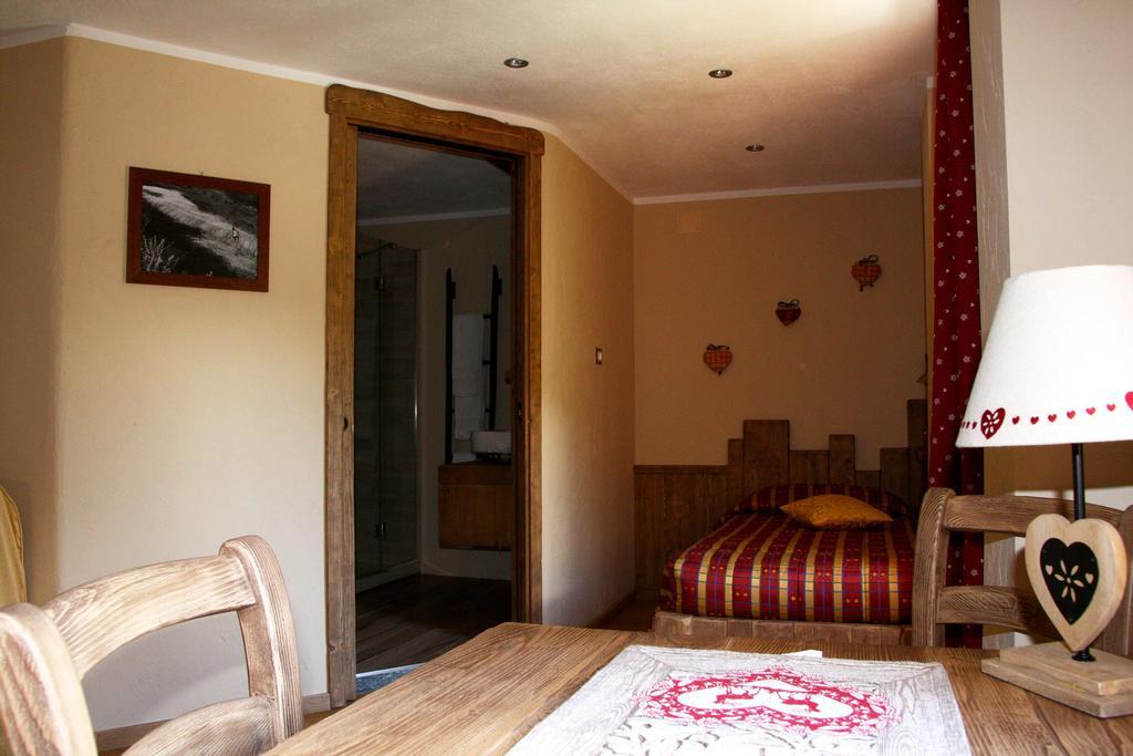 Green Hotel Herbetet Конь Номер фото